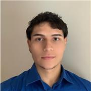 Profesor de Administración imparte clases de Administración y contabilidad básica a niños y adolescentes